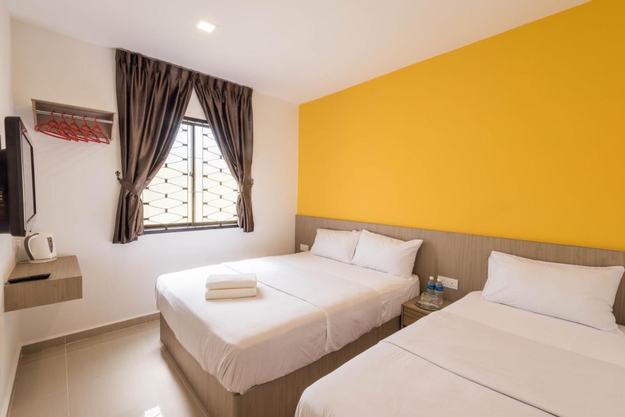 Homestay 21 Hotel Johor Bahru Exterior photo