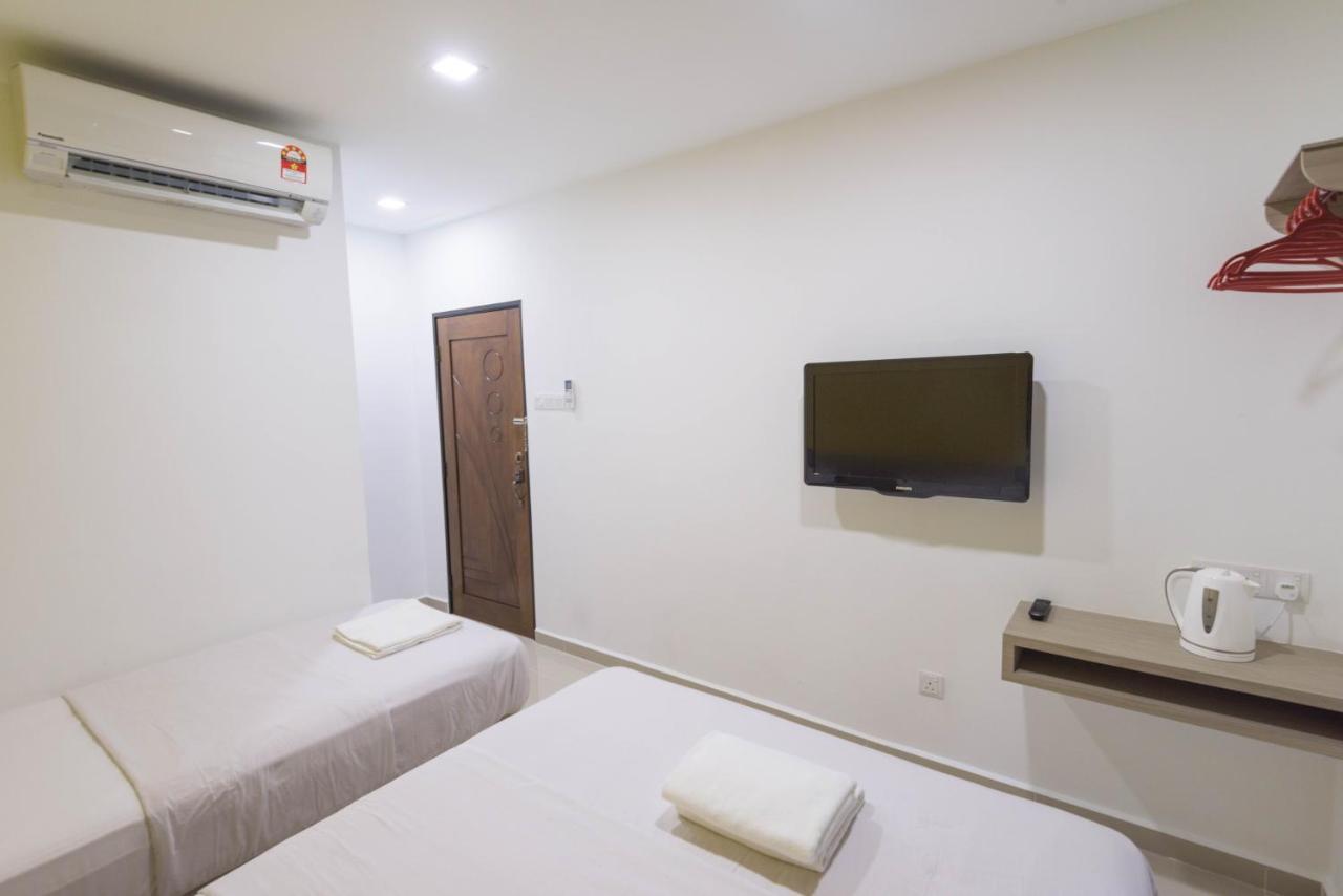 Homestay 21 Hotel Johor Bahru Exterior photo