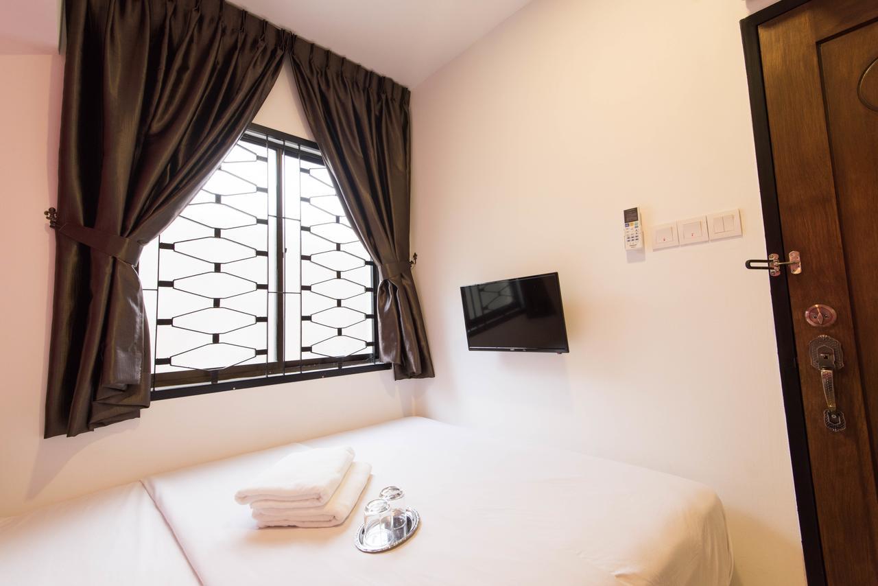 Homestay 21 Hotel Johor Bahru Exterior photo